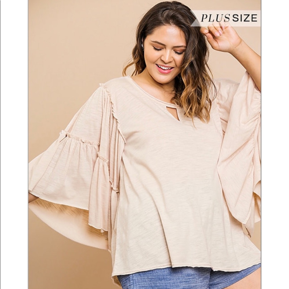 UmGee Bell Sleeve Top